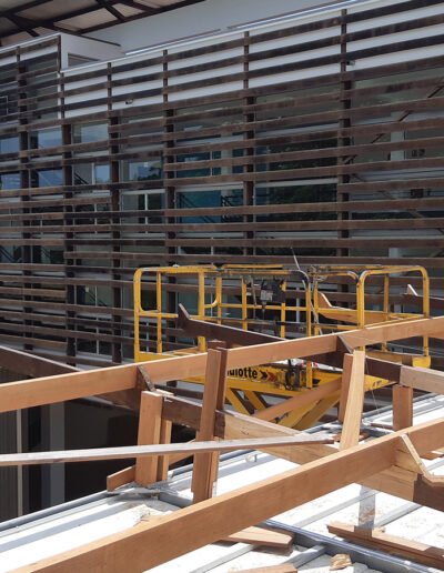 Guyaloc – Location de matériel et construction modulaire à Kourou, Cayenne et Saint-Laurent.